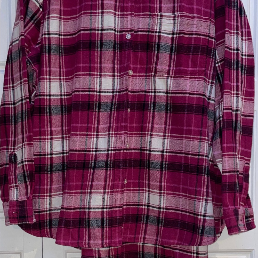 GAP Women's Pink Plaid Flannel Boyfriend Button Down Shirt - Picture 3 of 8